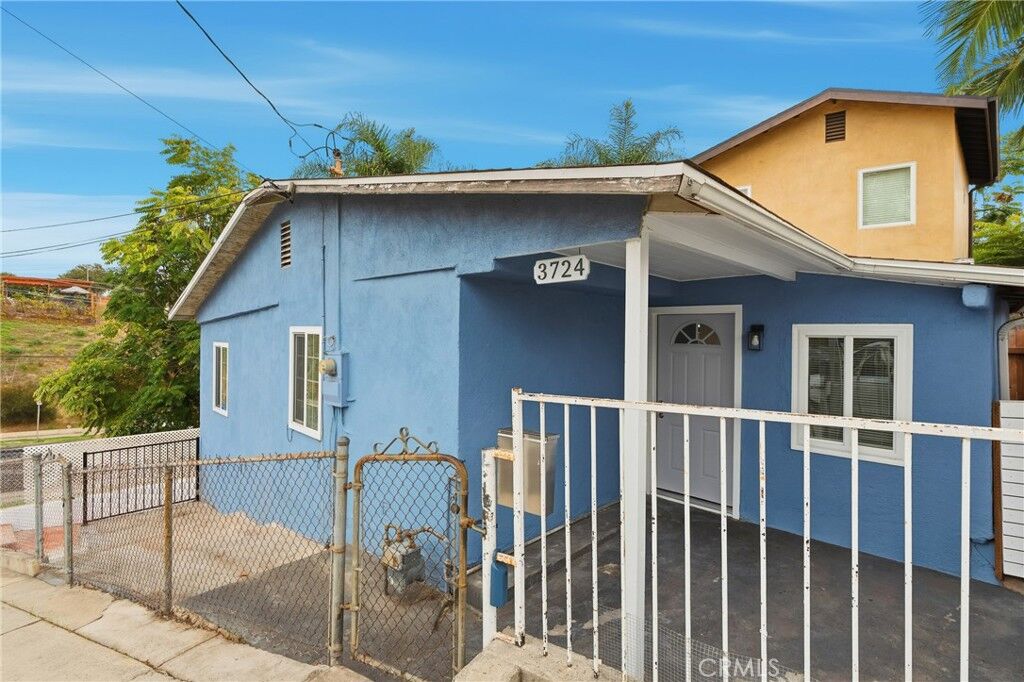 Property Photo:  3724 Folsom St  CA 90063 