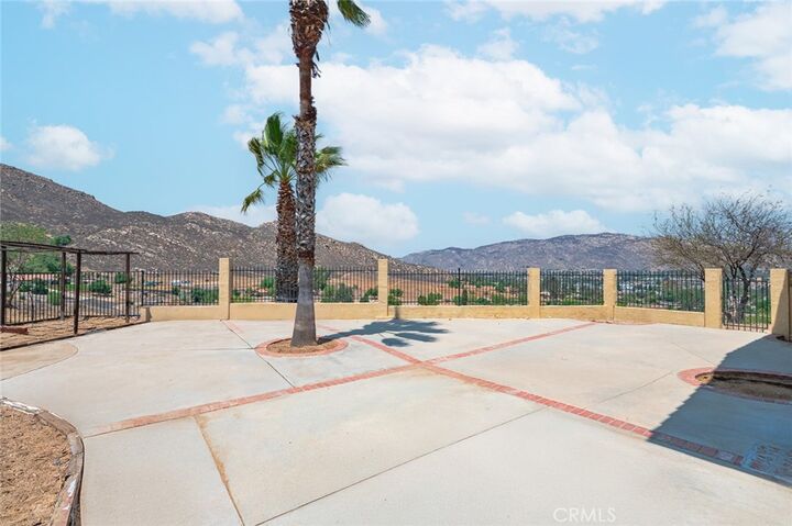 Property Photo: 11425 Tiffany Lane CA 92557