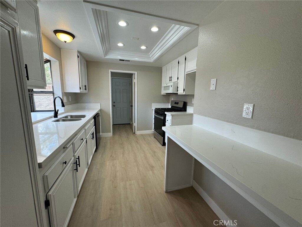 Property Photo:  28370 Corte Magdalena  CA 92586 