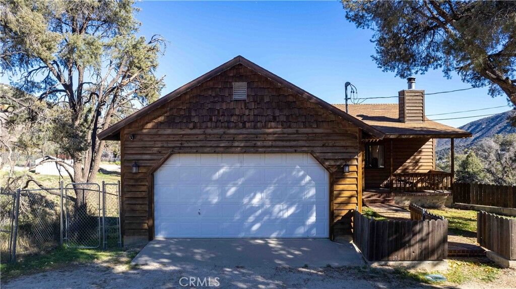Property Photo: 632 Julin Trail CA 93225
