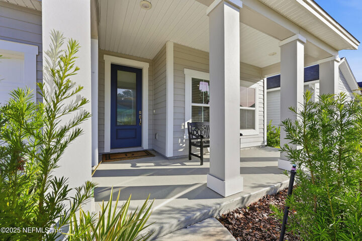 Property Photo:  431 Twilight Lane  FL 32095 