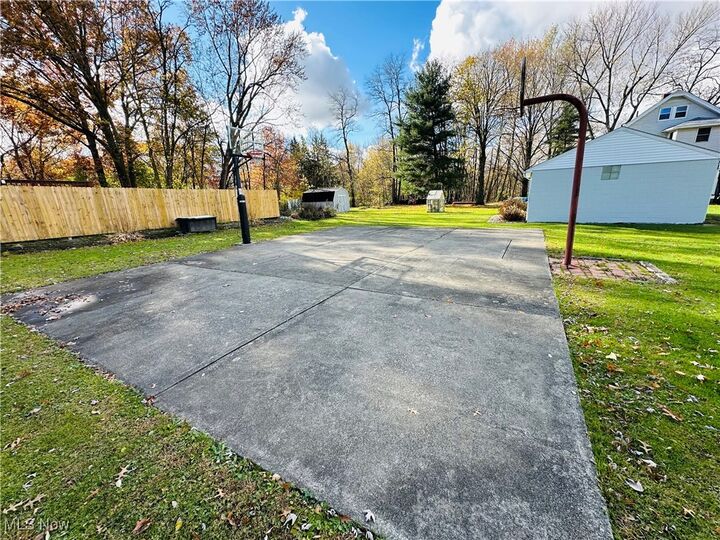 Property Photo: 3095 Youngstown Avenue OH 44437