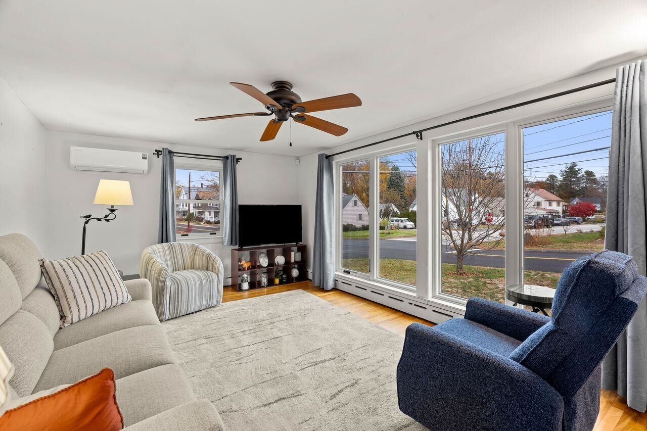 Property Photo: 27 Fifield Street NH 03060