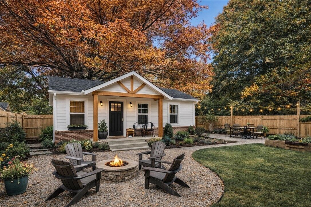 Property Photo: 720 Church Avenue AR 72701