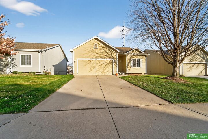 Property Photo:  7123 S 180 Avenue  NE 68136 