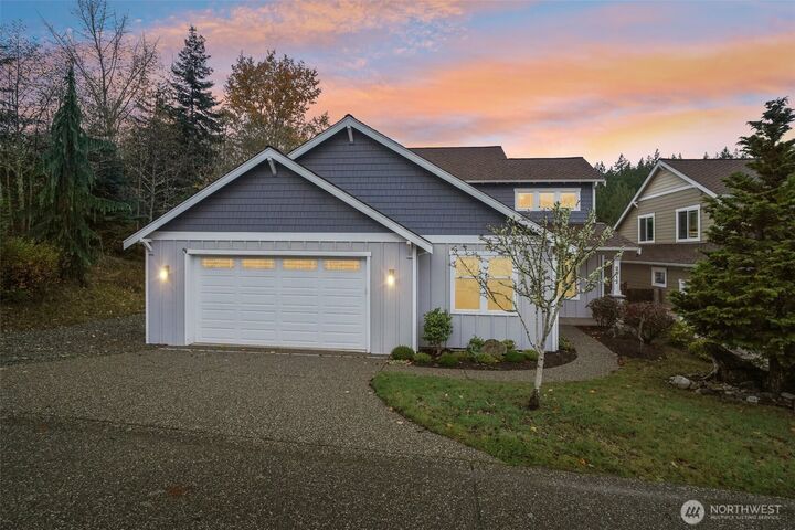 Property Photo:  2617  Fir Crest Boulevard  WA 98221 