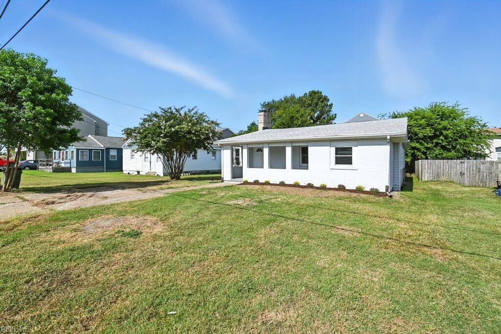 Property Photo:  7 Lighthouse Dr  VA 23664 