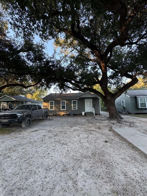 Property Photo: 1909 7th St Street LA 70601