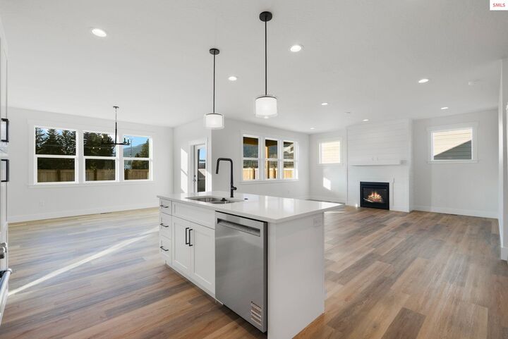 Property Photo: 2057 S Aspen Way ID 83864