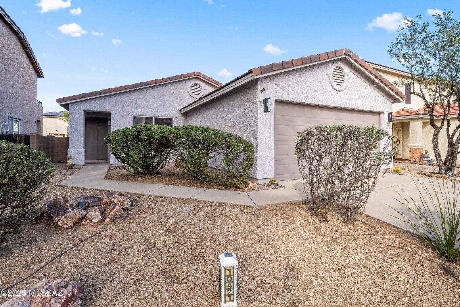 Property Photo: 10421 E Haymarket Street AZ 85747