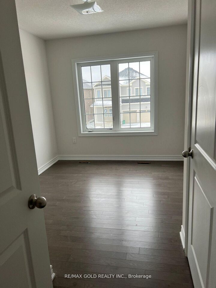 Property Photo: 148 Limestone Lane ON L9V 3Y3