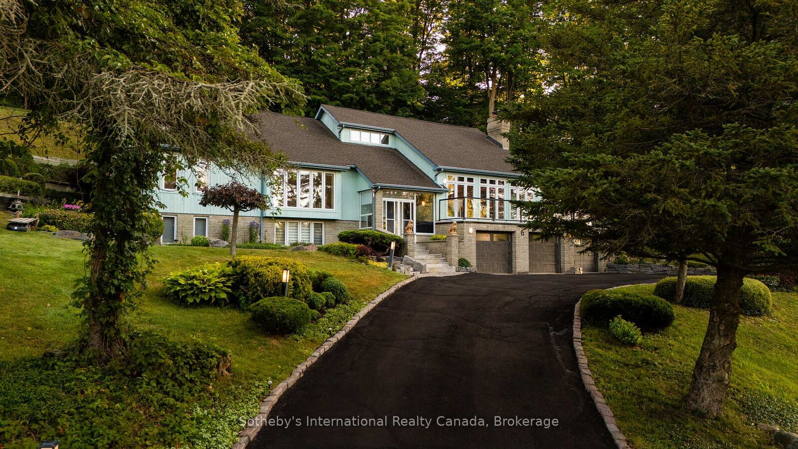 Property Photo:  12 Matson Drive  ON L7E 0A9 