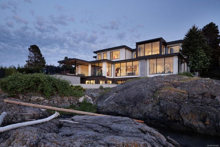 Property Photo:  4040 White Rock St  BC V8N 2K4 