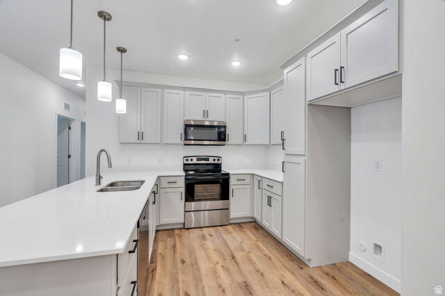 Property Photo: 2303 E 830 S 4 UT 84660