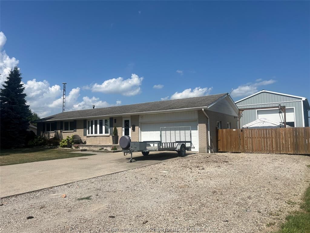 Property Photo: 24053 Winterline Road ON N0P 1Z0