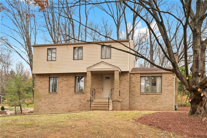 Property Photo: 3928 Murry Highlands Circle PA 15668