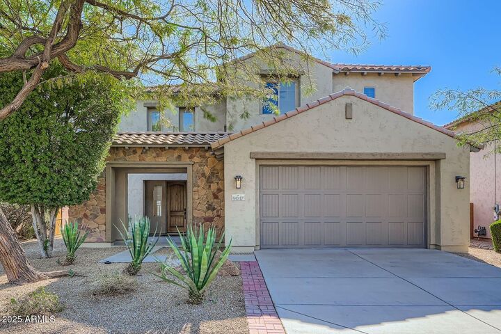 Property Photo: 9017 W Pinnacle Vista Drive AZ 85383