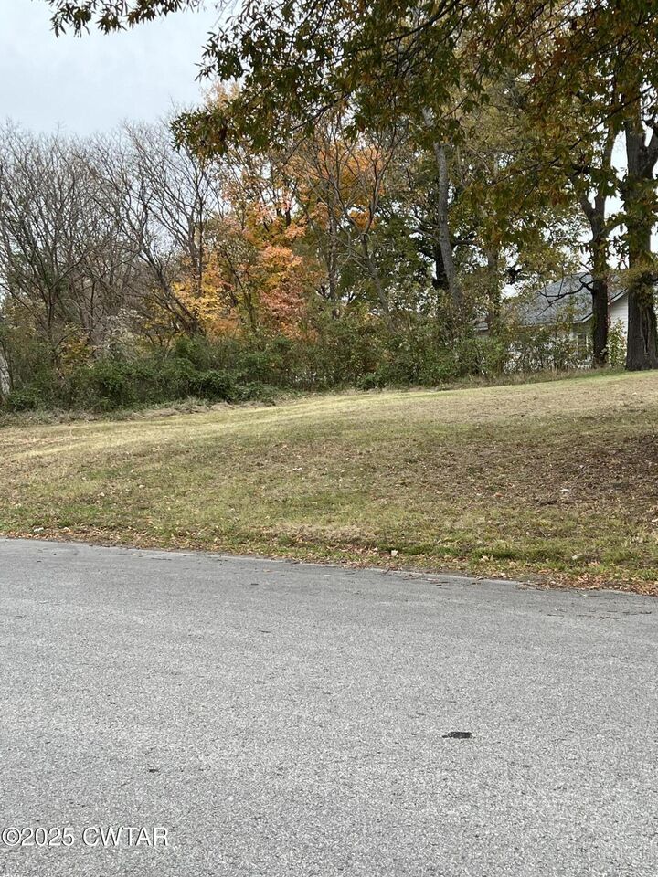 Property Photo:  116 Stoddert Street  TN 38301 