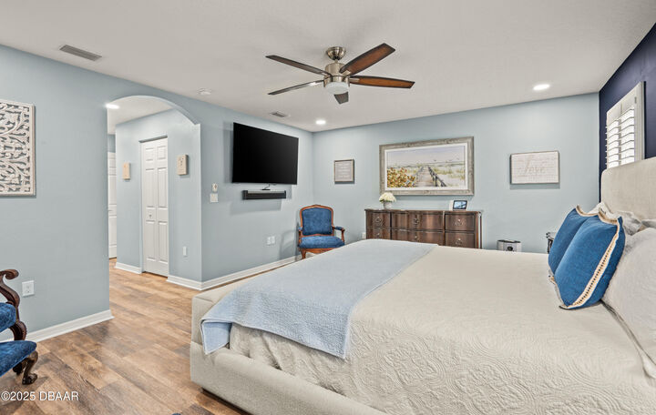 Property Photo: 18 Uthorne Place FL 32164