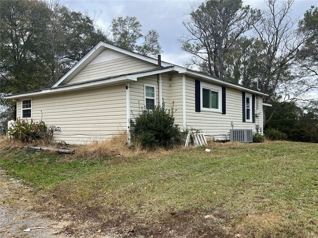 Property Photo: 255 Mildred Drive GA 30125