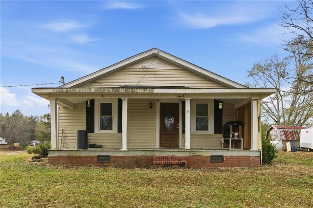 Property Photo: 255 Mildred Drive GA 30125