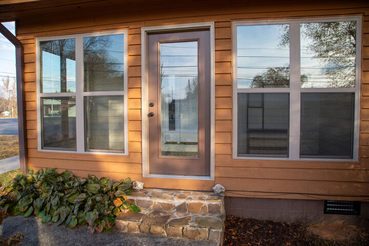 Property Photo:  307 S Duke Street  GA 30728 