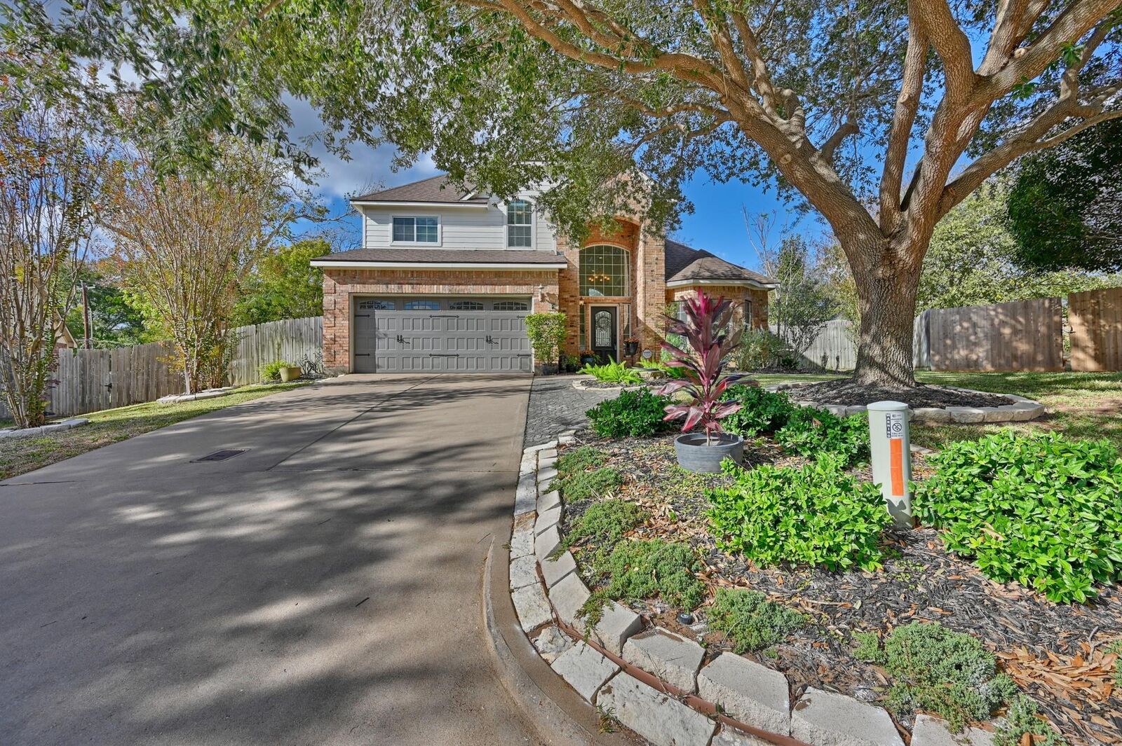 Property Photo:  1117 Walnut Bend  TX 77833 