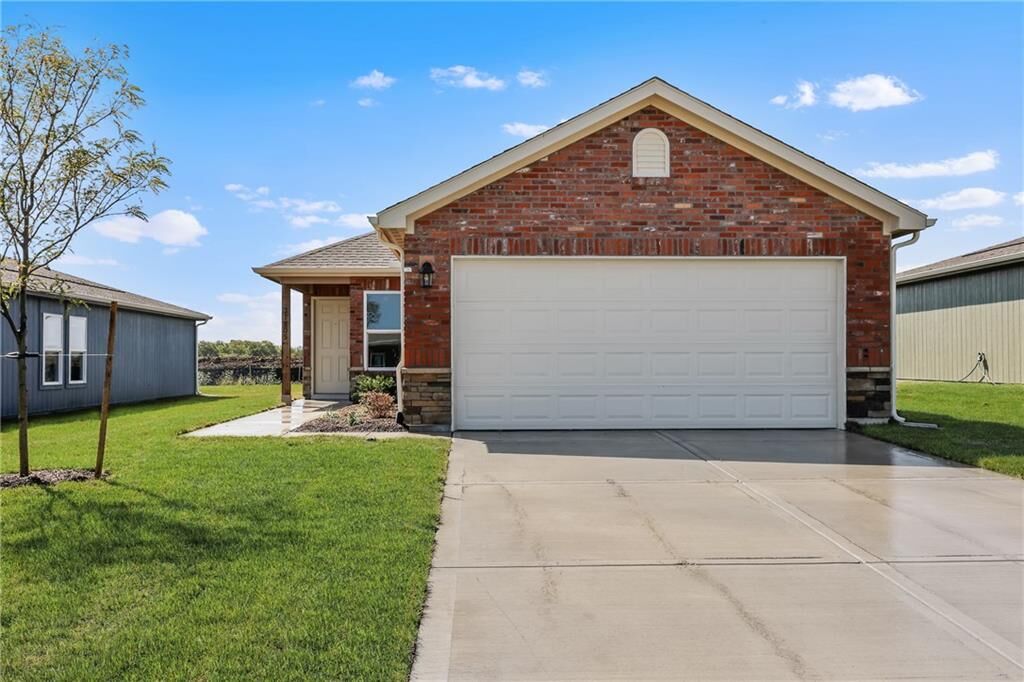 Property Photo: 37778 W 208th Terrace KS 66021