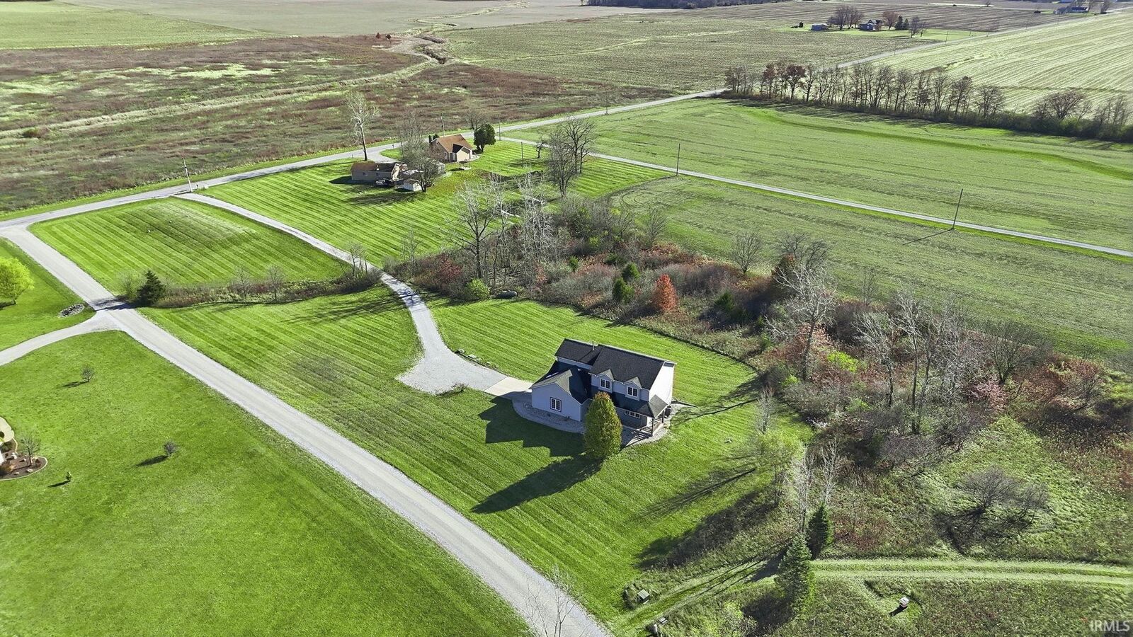 Property Photo: 16902 Prine Road IN 46798-9549