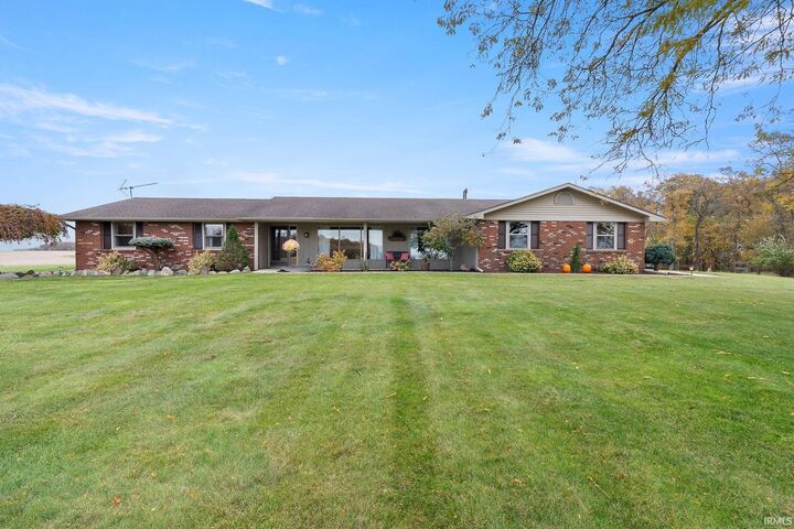 Property Photo: 3630 S State Road 1 IN 46703