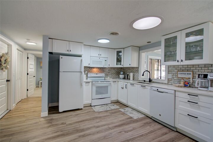 Property Photo: 3135 Nocturne Road FL 34293