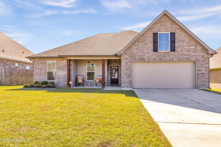 16418 Millsaps Avenue  Gulfport MS 39503 photo