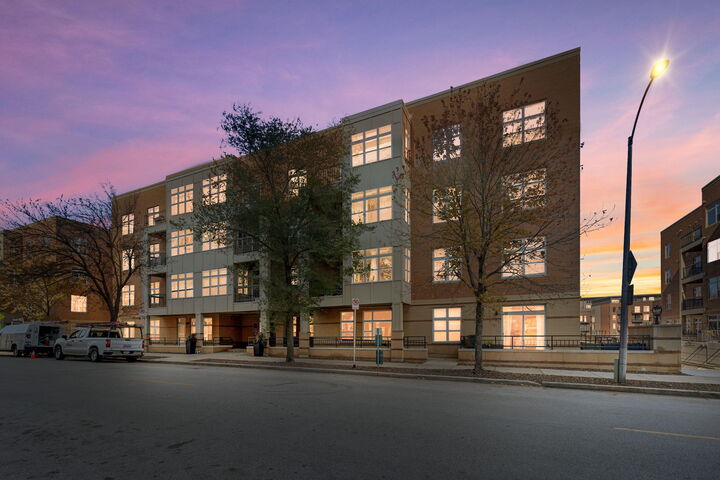 1915 N Water St 406  Milwaukee WI 53202 photo