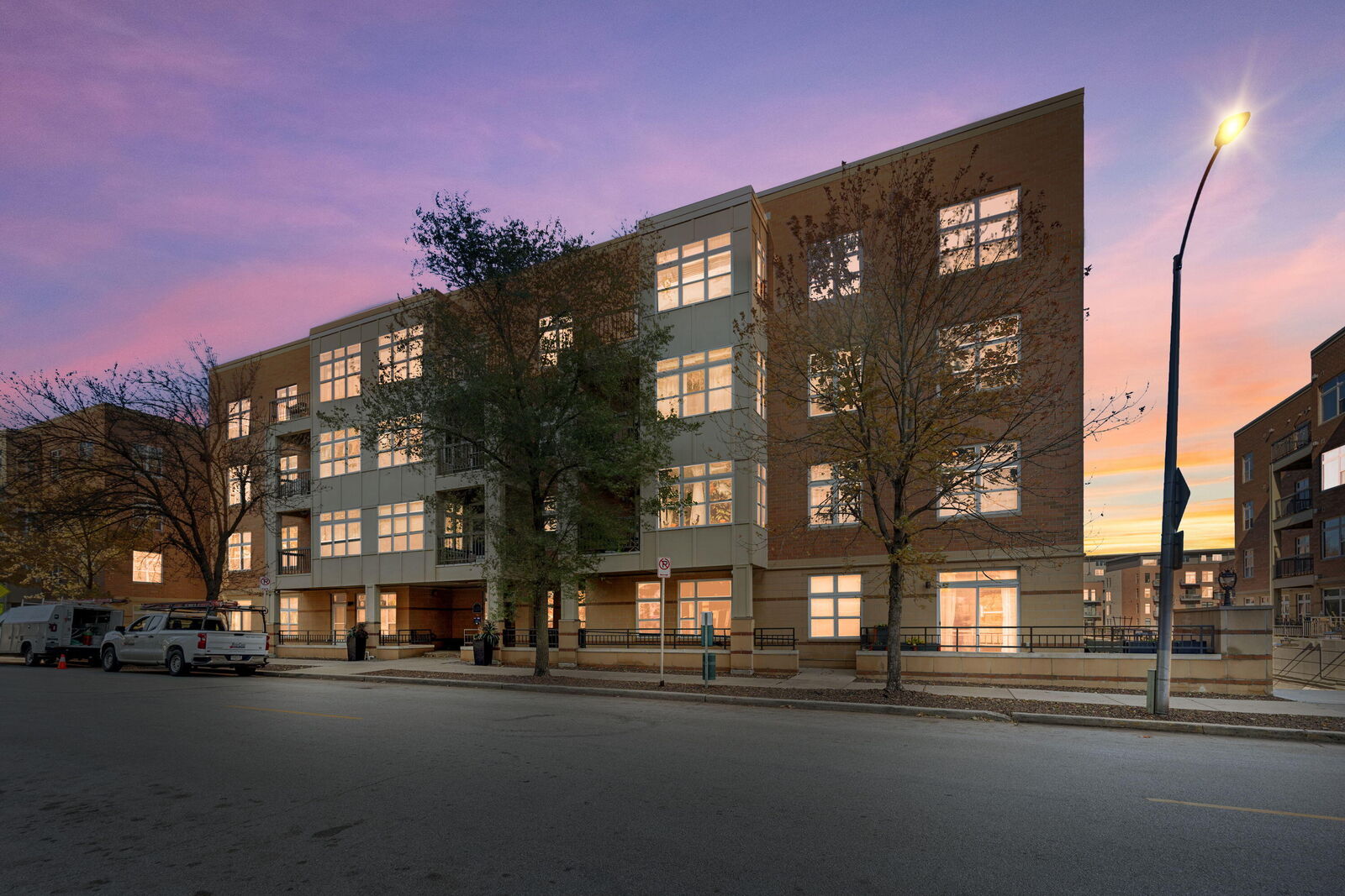 Property Photo: 1915 N Water Sts 406 WI 53202