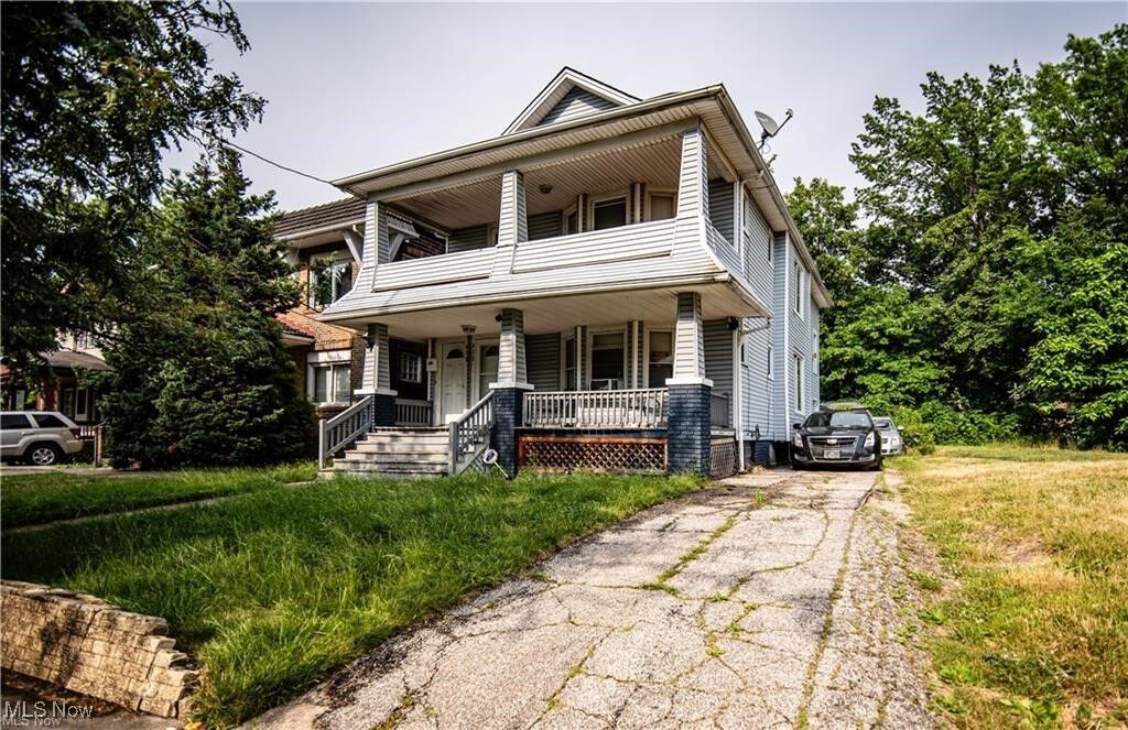 Property Photo:  873-875 E 141st Street  OH 44110 