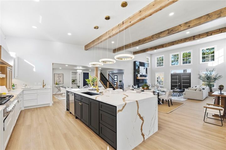 Property Photo:  3000 N Dixieland Road  AR 72756 