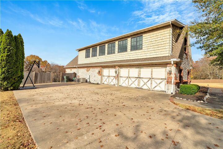 Property Photo:  3618 W Howard Nickell Road  AR 72704 