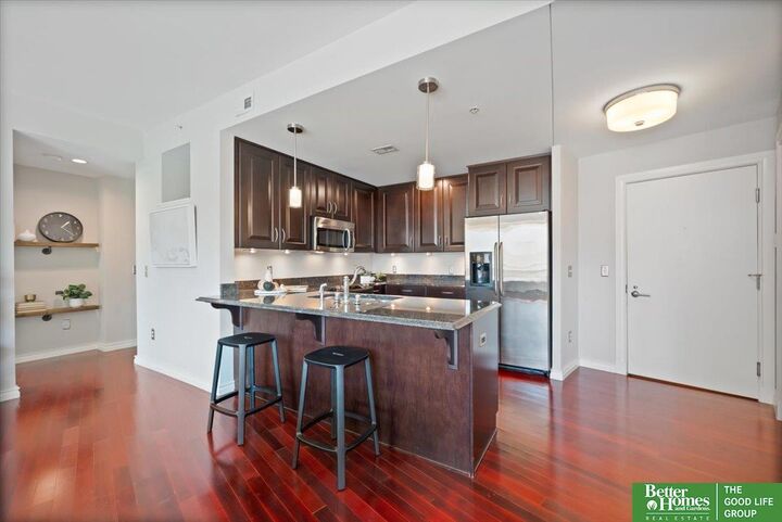 Property Photo: 200 S 31st Avenue 4615 NE 68131