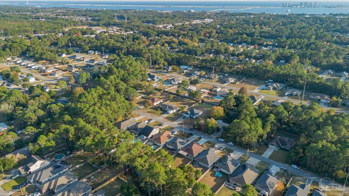 Property Photo: 8260 Tavira St FL 32566