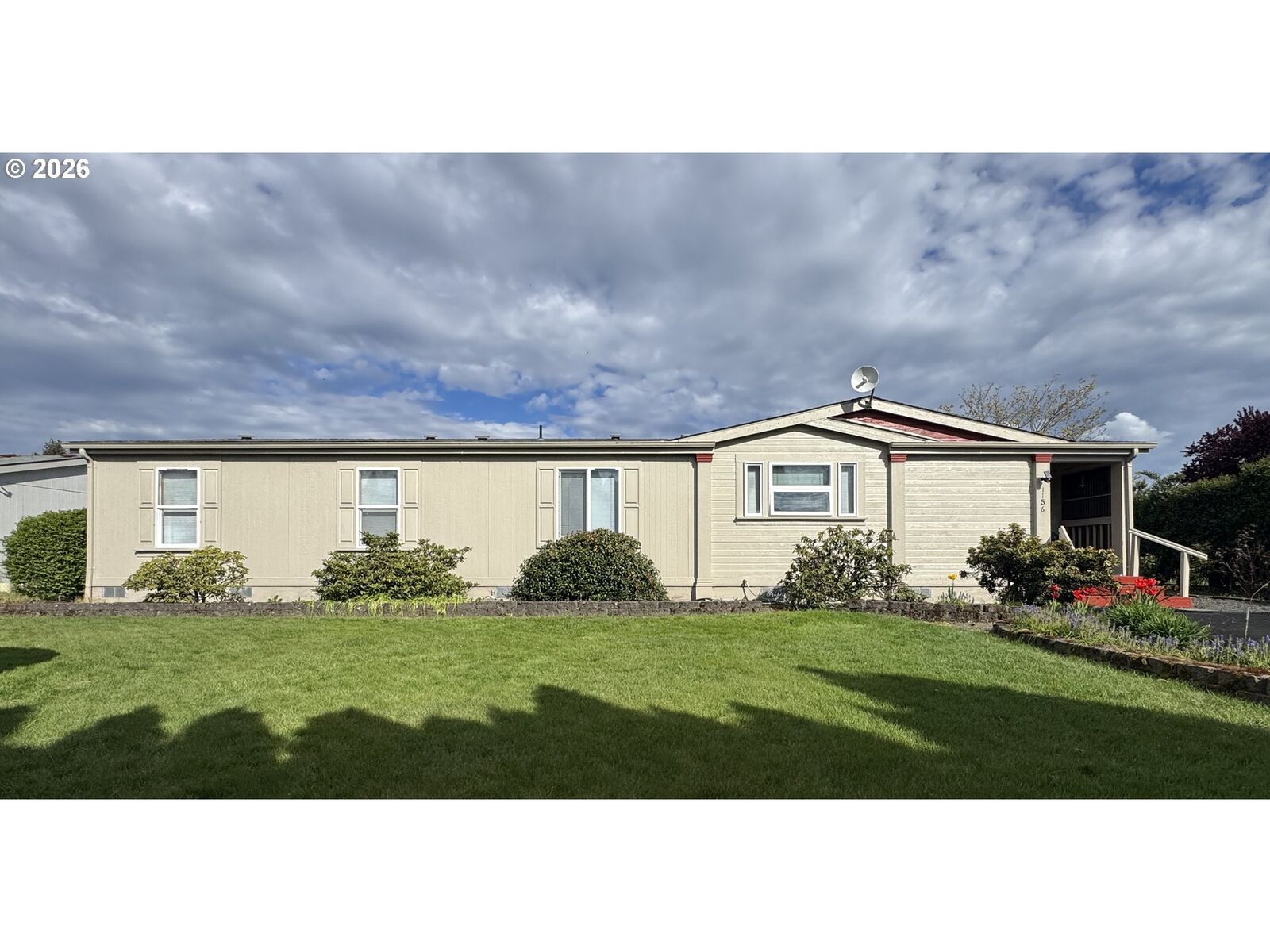 Property Photo:  1156 SW Westvale St  OR 97128 