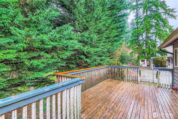 Property Photo: 20606 21st Place W WA 98036