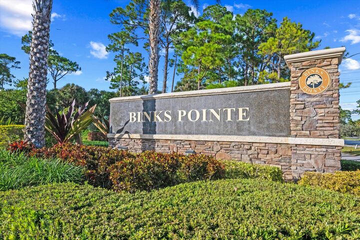 Property Photo: 180 Sword Fern Place FL 33414