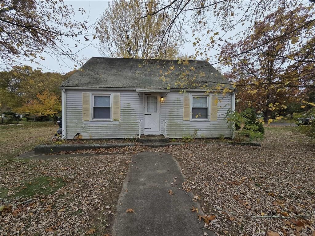 Property Photo: 117 Second Point Road RI 02889