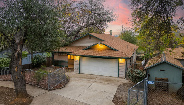 Property Photo:  3035 West Street  CA 96001 