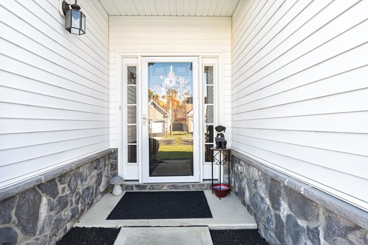 Property Photo:  22 Ernst Ct  NJ 08330 