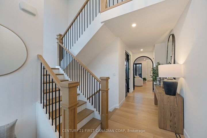 Property Photo:  2190 Linkway Boulevard  ON N6K 0K8 