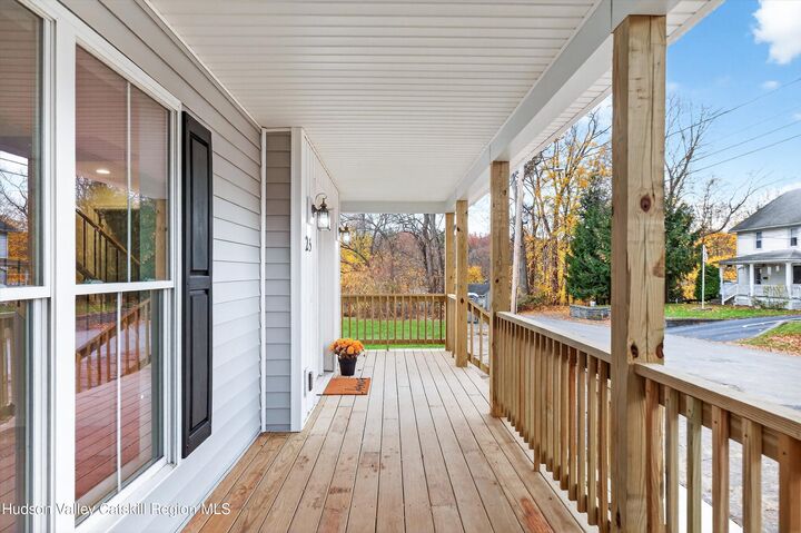 Property Photo:  25 Teetsel  NY 12477 