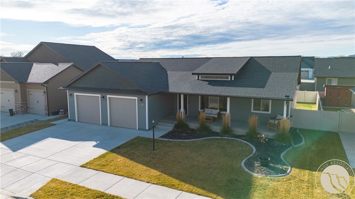 Property Photo:  808 Sandcherry St  MT 59106 