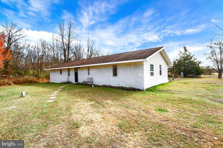 115 Harlacher Road  East Berlin PA 17316 photo