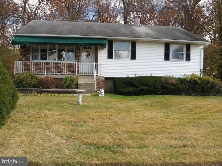 Property Photo: 16 Parkwind Court MD 21234